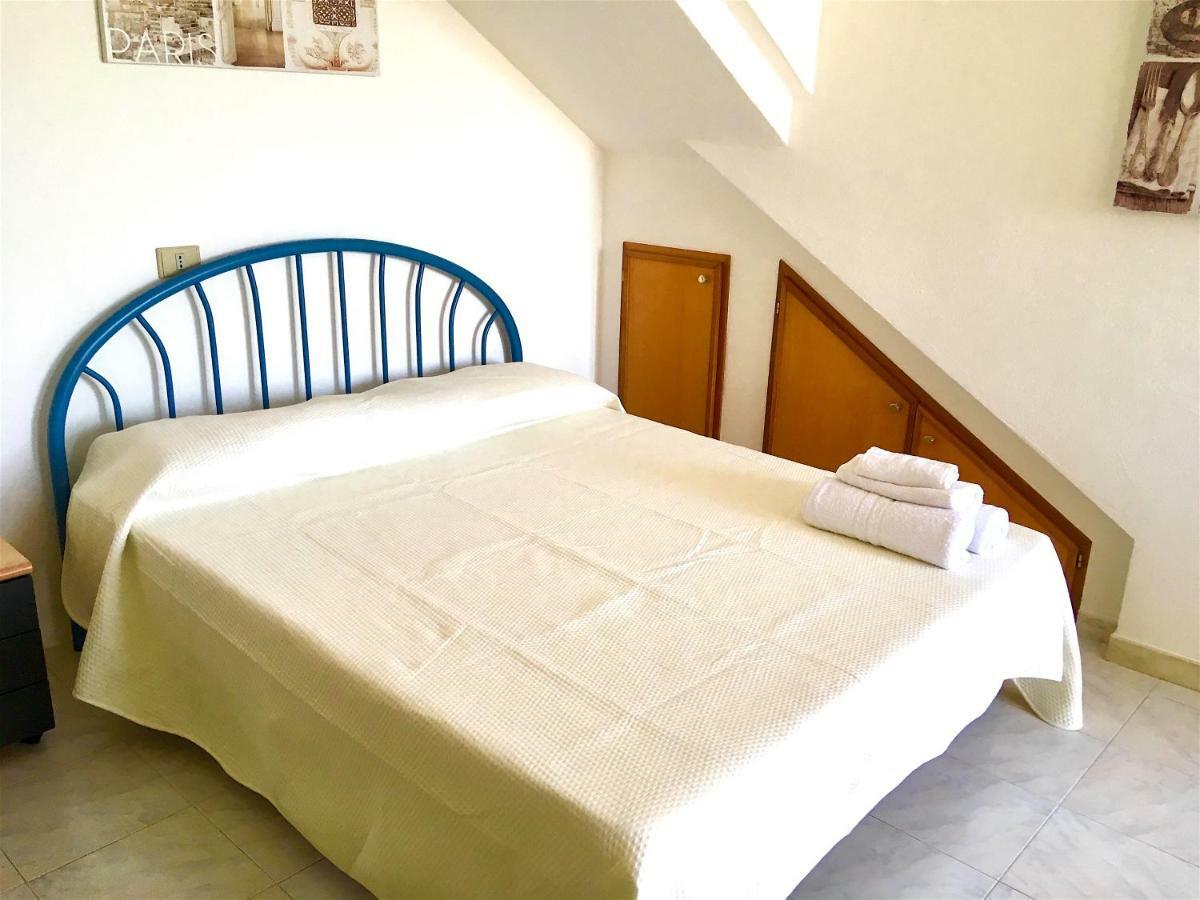 Appartement Monolocale Loredana à Tergu Extérieur photo